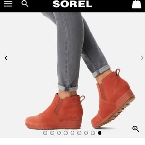 MAKE OFFER- NWT Sorel bootie. Size 10